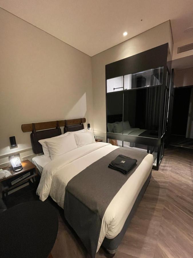 Junibino Hotel Hongdae Seoul Exterior photo